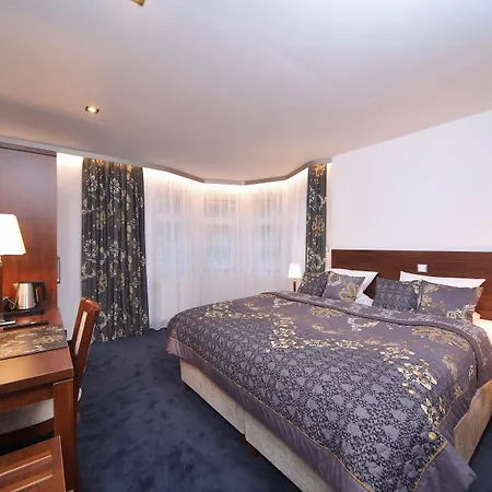 1920 4* Шпиндлерув-Млин