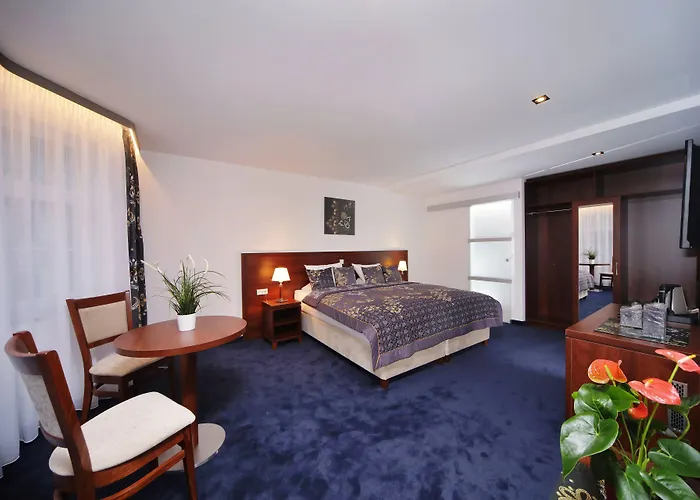 1920 Hotel Spindleruv Mlyn